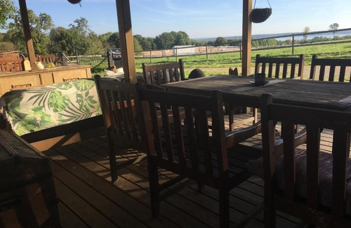Tyringe Hotel | Low budget bungalows
