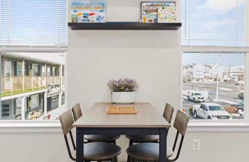 Caine Woods House | Low Tide Landing