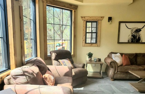 Spearfish House | Lower Level of Mountain Home 10 minutes from Downtown Spearfish