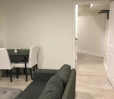 Cambridge Apartment | Lower Unit Entire Apartment