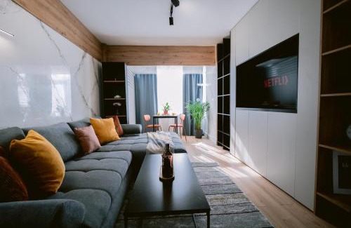 Bucharest City-Centre Apartment | Lucky 26 - Cismigiu Sunny Haven