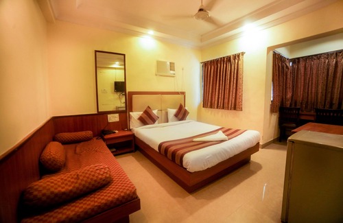 Bandra West Hotel | Lucky Hotel Bandra