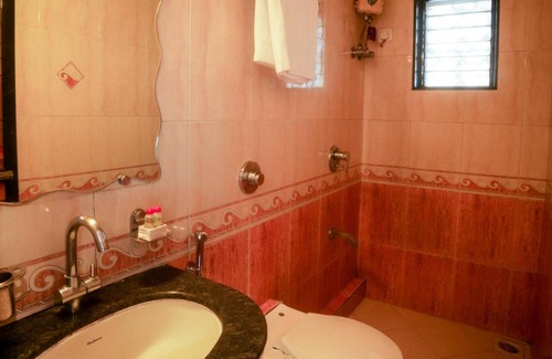 Bandra West Hotel | Lucky Hotel Bandra
