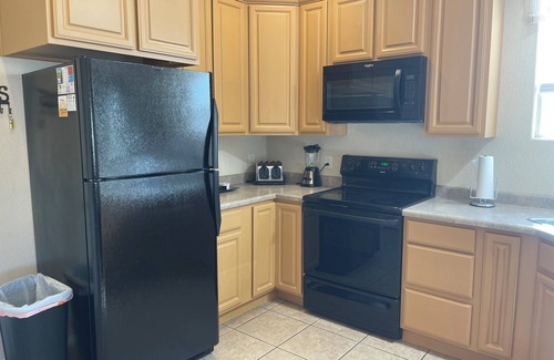 Mesquite Condo | Lucky Seven Oasis by Mesquite Vacation Rentals with Community Pool and $510 in free daily activities