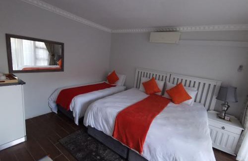 Mthatha Bed & Breakfast | Lucolo Palace B&B - Mthatha