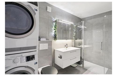 Thal Apartment | Lucomo Lake View