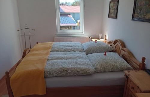 Grub Apartment | Lucy 1