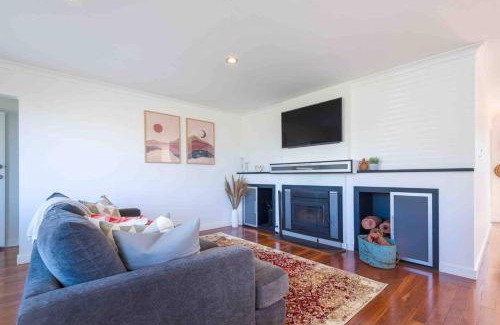 Mount Melville House | Lucys Place By Swan Bnb Management