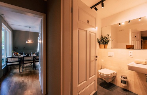 Zentrum-Ost Hotel | Luga Homes – Stadthaus