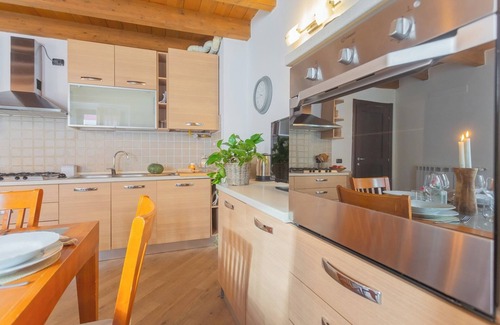 Como City Centre Apartment | Luini 7 by Rentallcomo