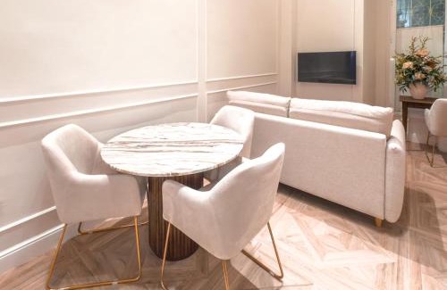 Historical Center Apartment | Lujo Casa Palacio Centro Sevilla