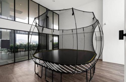 Tropicana Apartment | Lumi Tropicana Netflix CityView Balcony Muji 6pax