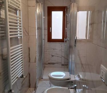 Reggio Calabria Apartment | Luminoso appartamento Vista Mare Porto & Centro