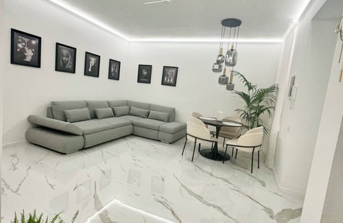 Borgo San Leonardo Apartment | Luna Luxury Suite Bergamo Center