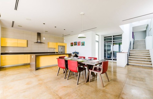 Marbella House | LUNA LUXURY VILLA w/Pool & Concierge!n