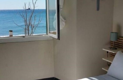 Savona House | Luna Rooms