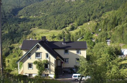 Geiranger Hotel | Lunheim in Geiranger