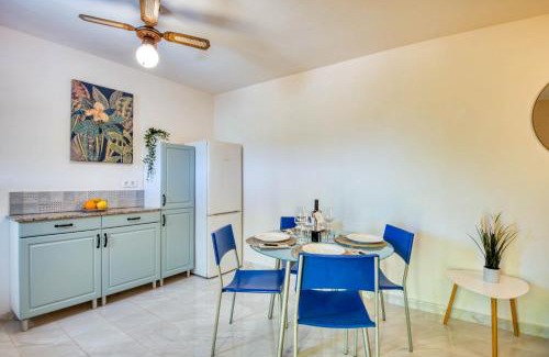 Bellcaire d'Emporda Apartment | Lunice