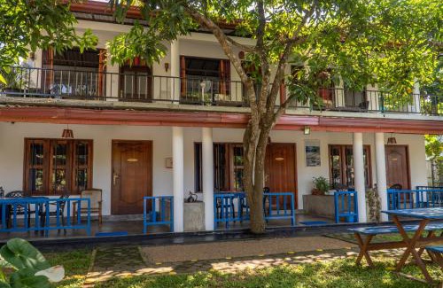Pelena House | Luvi Lucas River Side