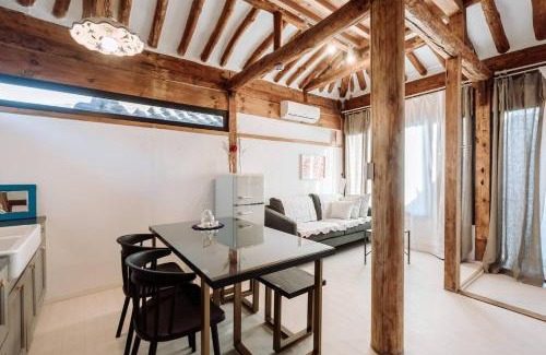 Jeonju House | Luwa Private Pension