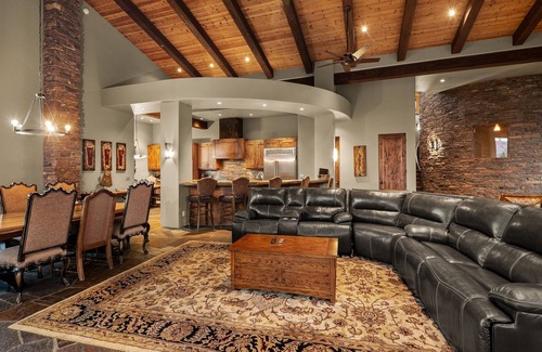 West Sedona House | Lux 360 Views, Pool & Hot Tub! Sky Dancer - S019