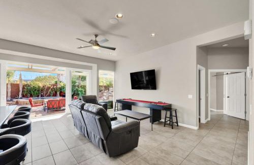 Silverado Ranch House | Lux 3BR Oasis Near Strip with Heated Pool and Jacuzzi