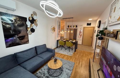 Novi Sad Apartment | Lux apartment Square 28