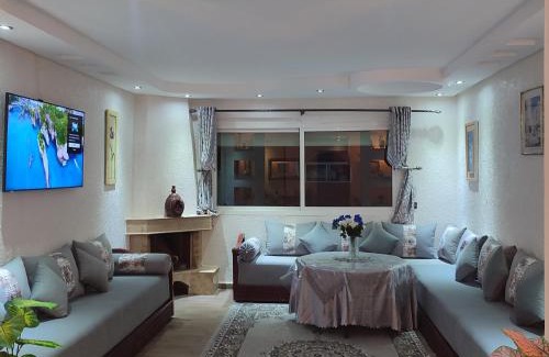 Sidi Bouzid Apartment | lux appartement avec piscine