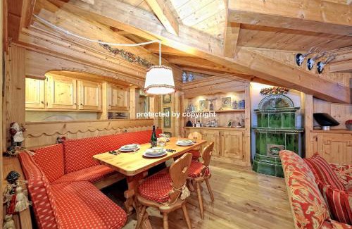 Carisolo Apartment | Lux Attic Dolomites Top Class