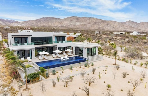 El Sargento House | Lux New Home Pickleball, LapPool, Jacuzzi, Sauna, Cold Plunge. 1/2M Beach-Trail