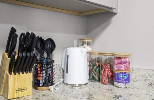 Charlotte Apartment | Luxe 1BR Suite Waverly Charlotte