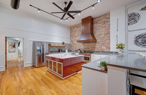 Wilmington Condo | Luxe 220, Unit 6 - Adjoining Pool Table Penthouse Suites