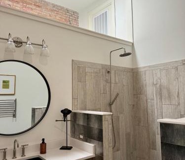 Downtown Wilmington House | Luxe 220, Unit 6 - Adjoining Pool Table Penthouse Suites