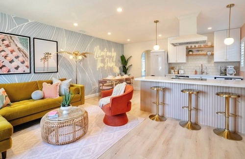 Bay Ho House | Luxe Backyard Retreat Near Beach: Hot Tub, Mini-Golf, Fire Pit, BBQ, Playground