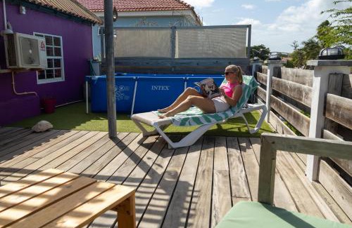 Nieuw Nederland Apartment | Luxe centraal gelegen appartment met privé zwembad
