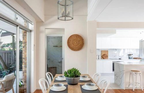 Mosman House | Luxe-Coastal Balmoral Townhouse