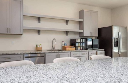 Hayes Apartment | Luxe King 3BR Suite Mins to Downtown Durham!