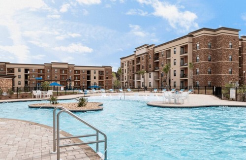 Macon Apartment | Luxe Park 1115 | 2 Bedroom 2 Bathroom Apartment