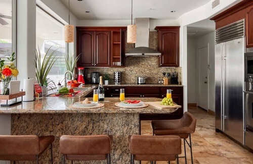 Central Scottsdale House | Luxe Resort | Heated Pool+Spa | 5 Bedrooms