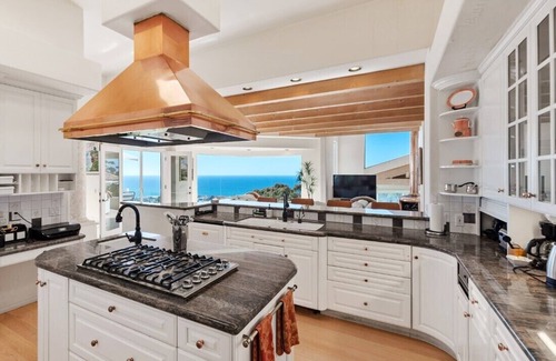 Country Club House | Luxe Sunset Villa w/Oceanview, Pool & Hot Tub, Terrace & Art Studio in La Jolla