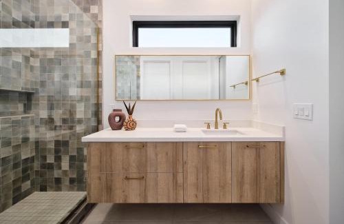 North Scottsdale House | LUXE - Tulum House - New Build - Heated Pool