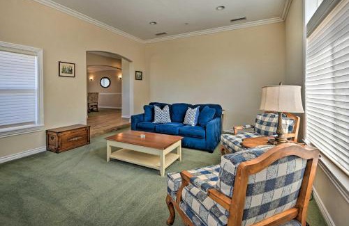 Vista House | Luxe Vista Getaway with Private Pool and Hot Tub!