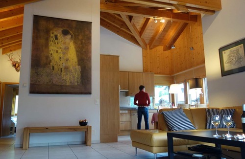 Lax Apartment | LuxLax 2. OG Süd by Interhome