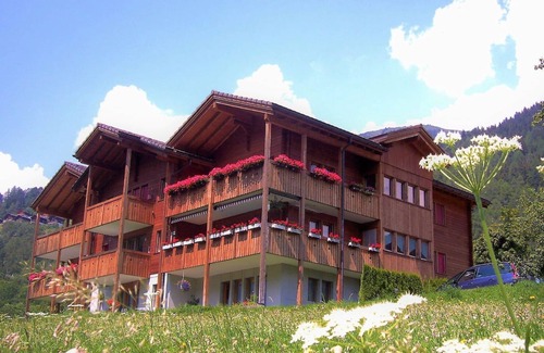 Lax Apartment | LuxLax 2. OG Süd by Interhome