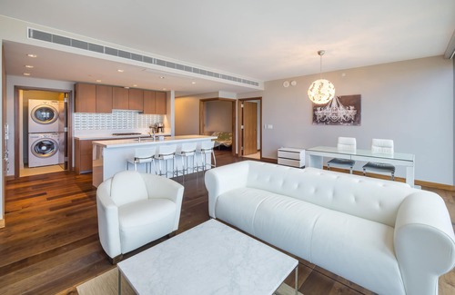 Ala Moana Condo | Luxurious 2.5 Bedroom Unit with Panoramic Ocean View in ONE Ala Moana