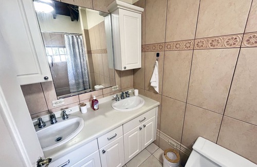 Comayagua House | Luxurious 4BDR house located in Comayagua with swimming pool, sauna, pool table