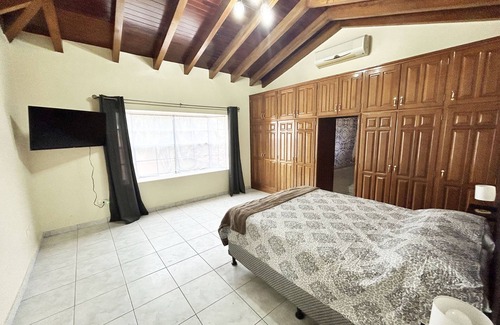 Comayagua House | Luxurious 4BDR house located in Comayagua with swimming pool, sauna, pool table
