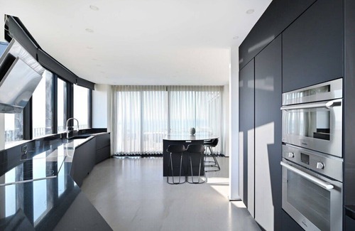 Tel Aviv Apartment | Luxurious 5BR Penthouse with Sea View by HolyGuest