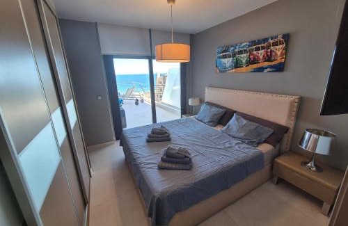 Els Arenals del Sol Apartment | Luxurious apartment next to the sea