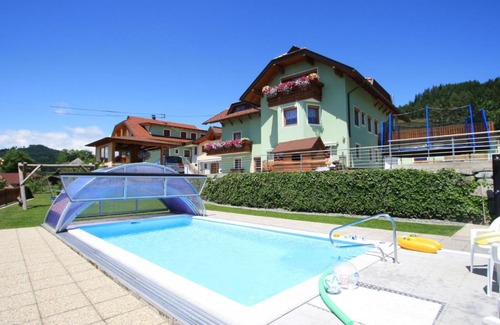 Liebenfels Apartment | Luxurious Apartment in Liebenfels with Swimming Pool